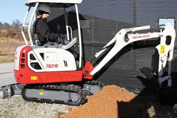 Mini-pelle Takeuchi TB216 – 20h – Image 2