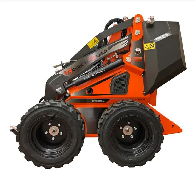 Worky Quad SSQ 15 D avec godet griffe